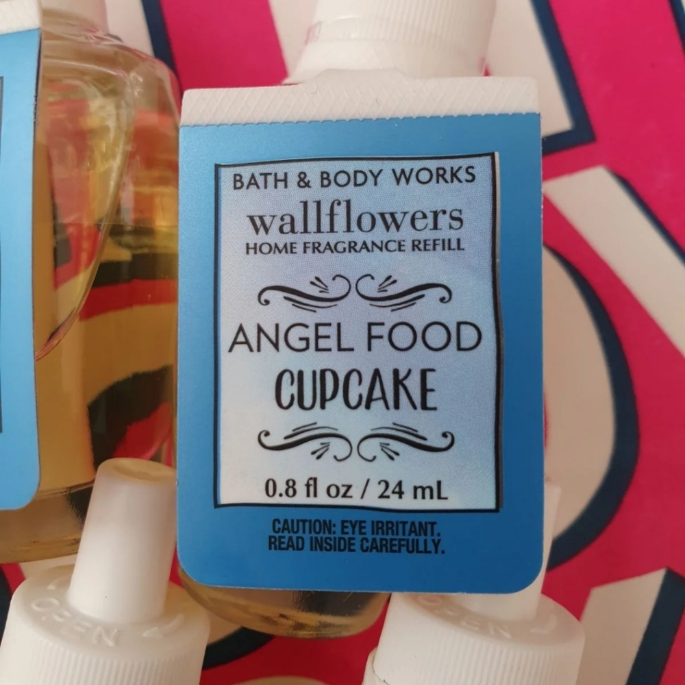 Angel Food Cupcake Wallflower
